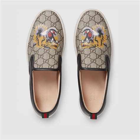 Gucci Men's GG Supreme Tiger Slip